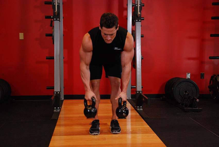 Kettlebell Gorilla Row demonstration
