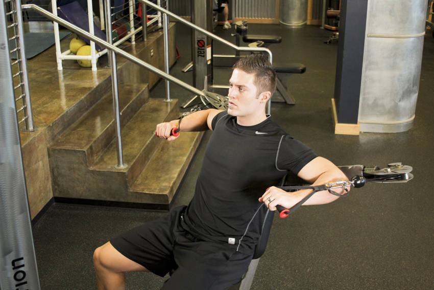 Converging Chest Press demonstration