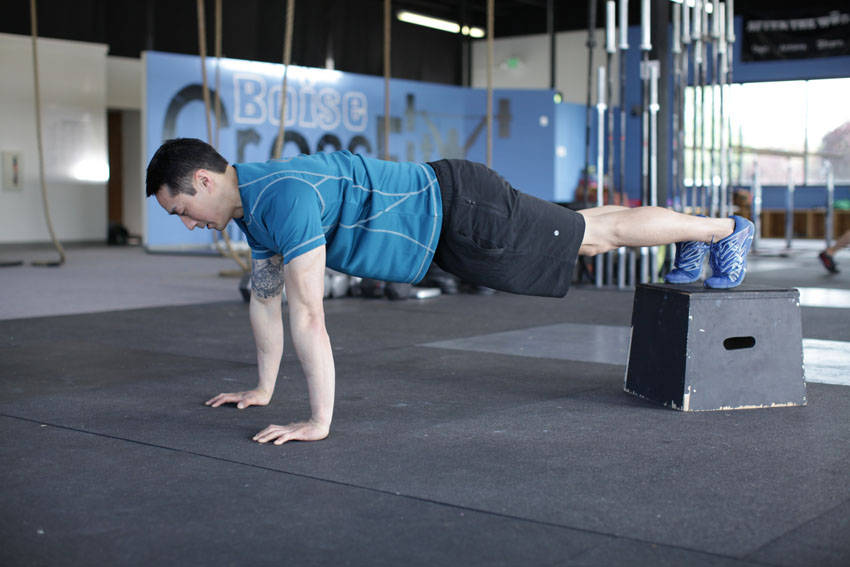 Decline Push Up demonstration