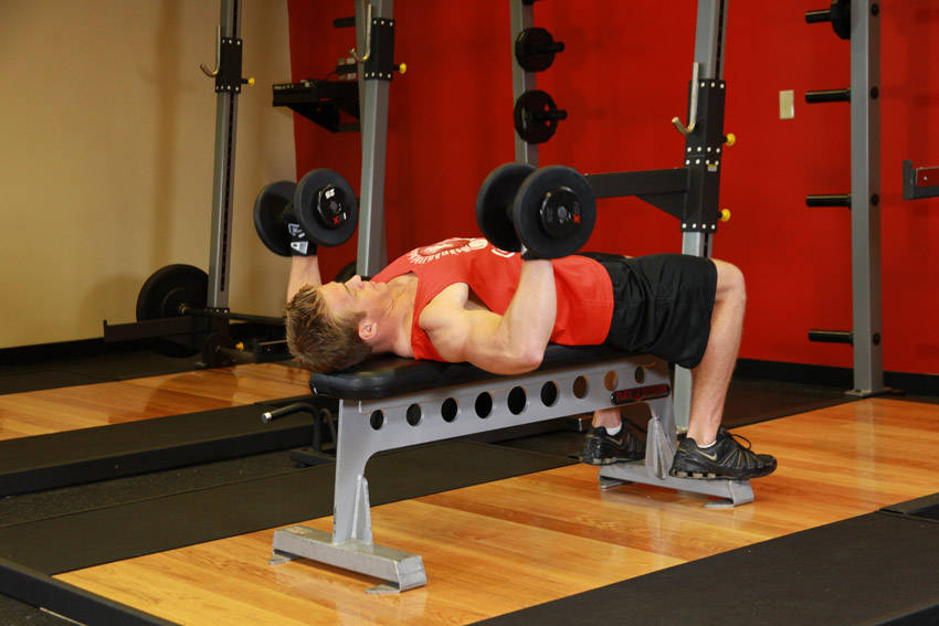 Alternating Dumbbell Bench Press demonstration